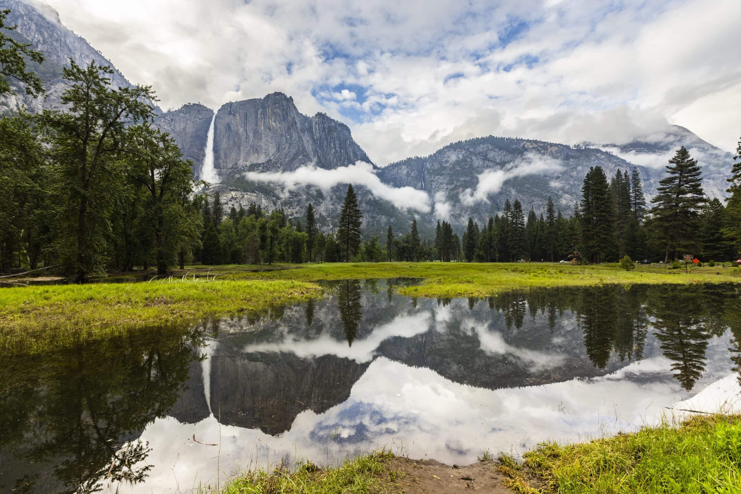 Mirror Image: 4 Seasons of Reflection Photography in Yosemite