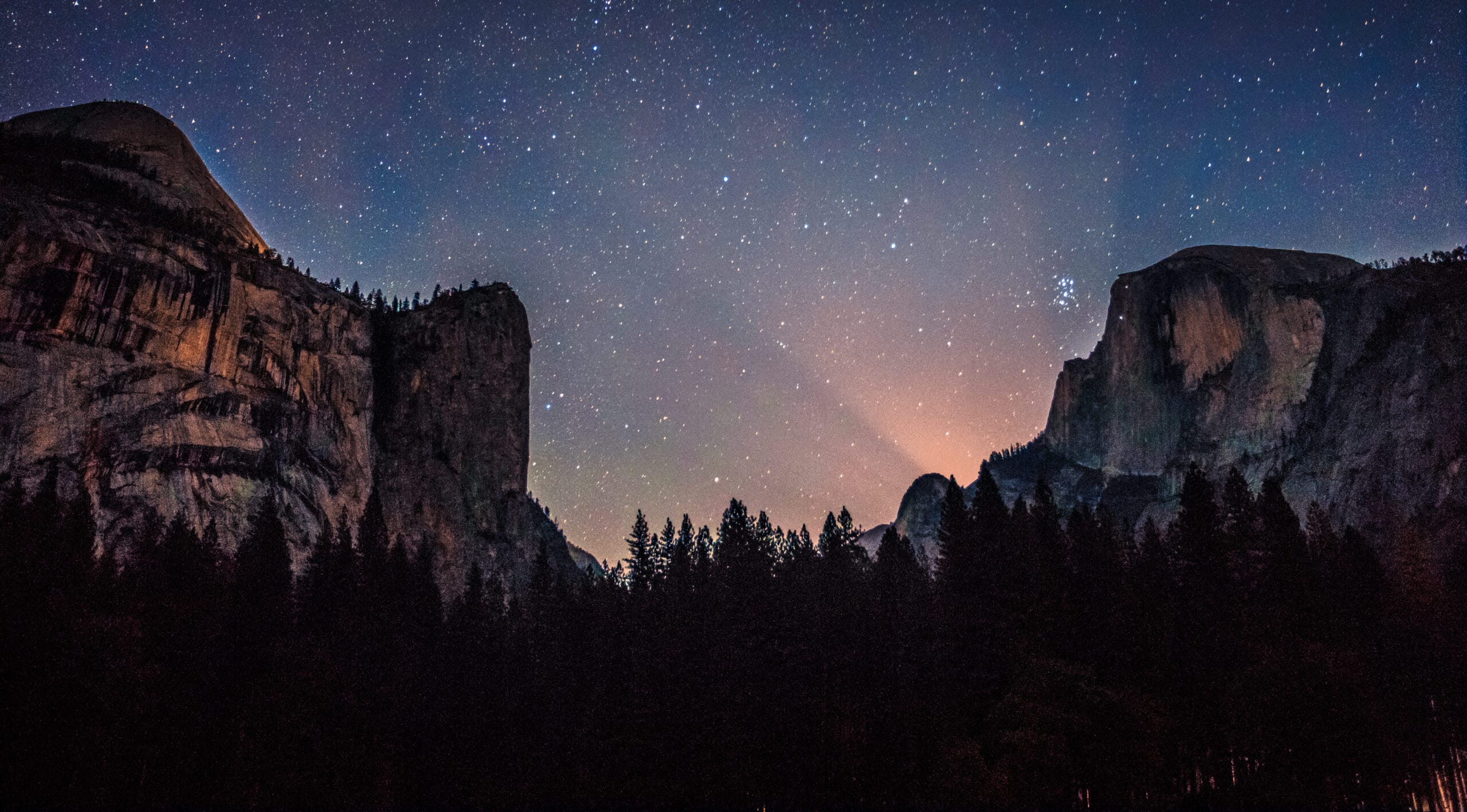 Yosemite Mariposa County Stargazing: Constellations and Cosmic Dust