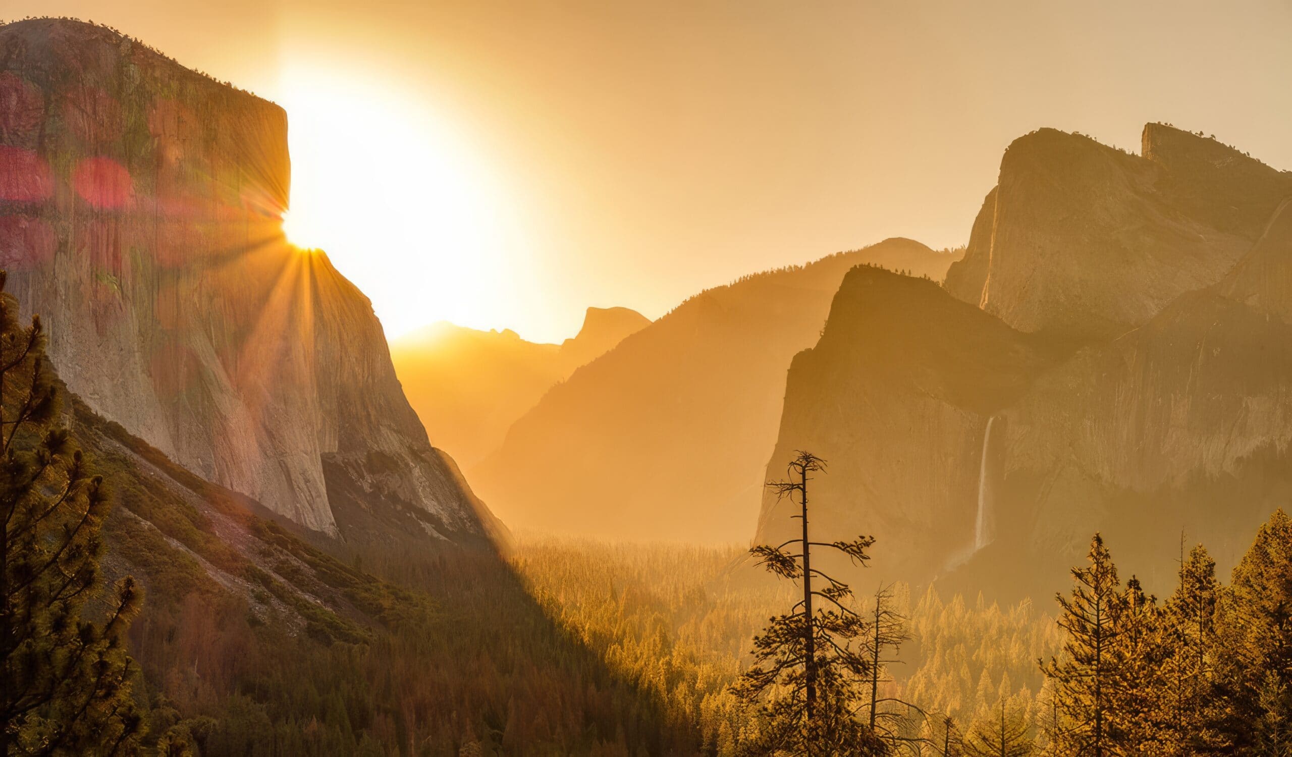 5 Reasons Yosemite Mariposa County Sunrise Hours are Worth Getting Up For