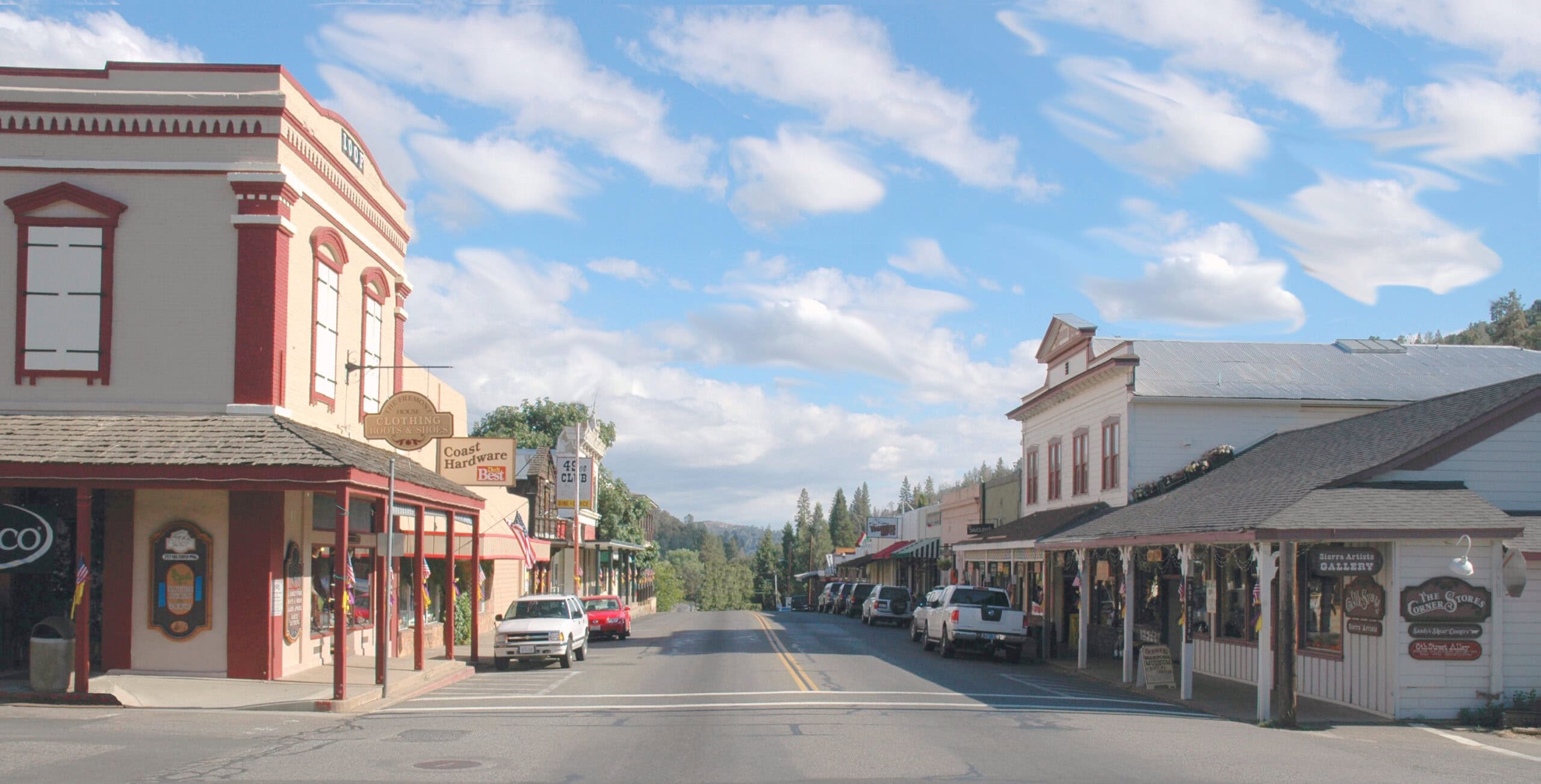 Exploring Yosemite Mariposa’s Small Town Charm: Gold, Ghosts and Vistas