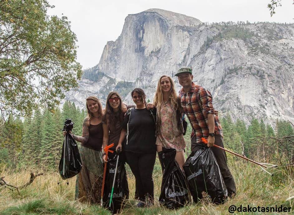 A group of people cleaning up Yosemite for Facelift.