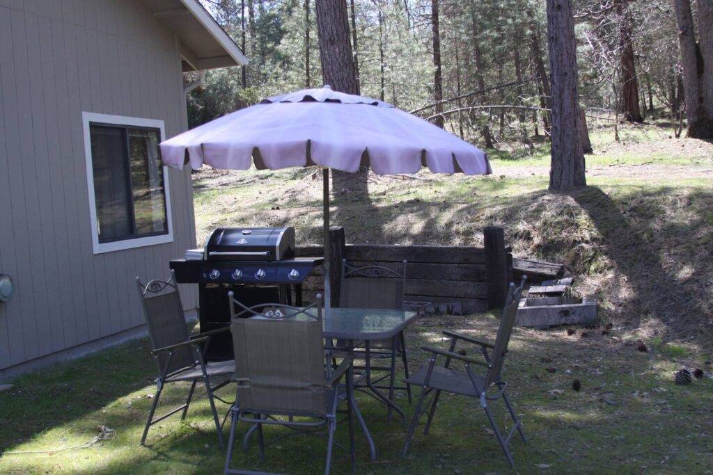 patio with outdoor seating